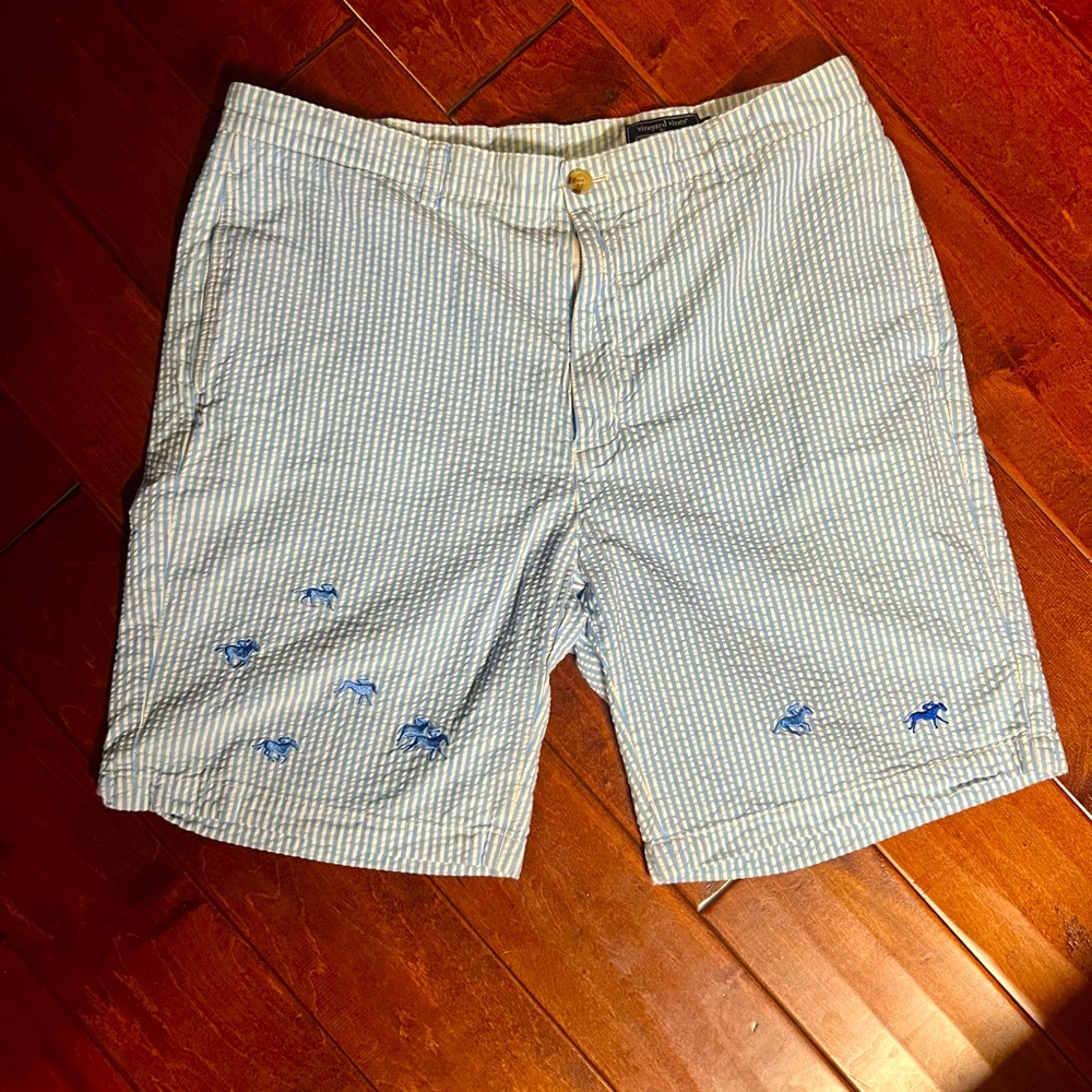 Vineyard Vines mens seersucker shorts size 38